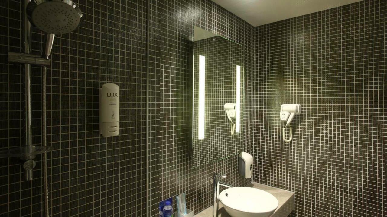Holiday Inn Express Shanghai Gongkang By Ihg Esterno foto