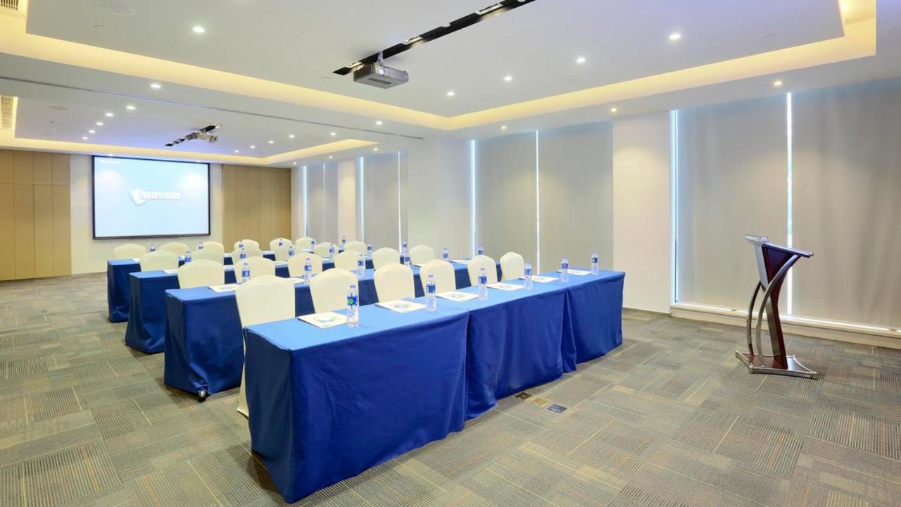 Holiday Inn Express Shanghai Gongkang By Ihg Esterno foto